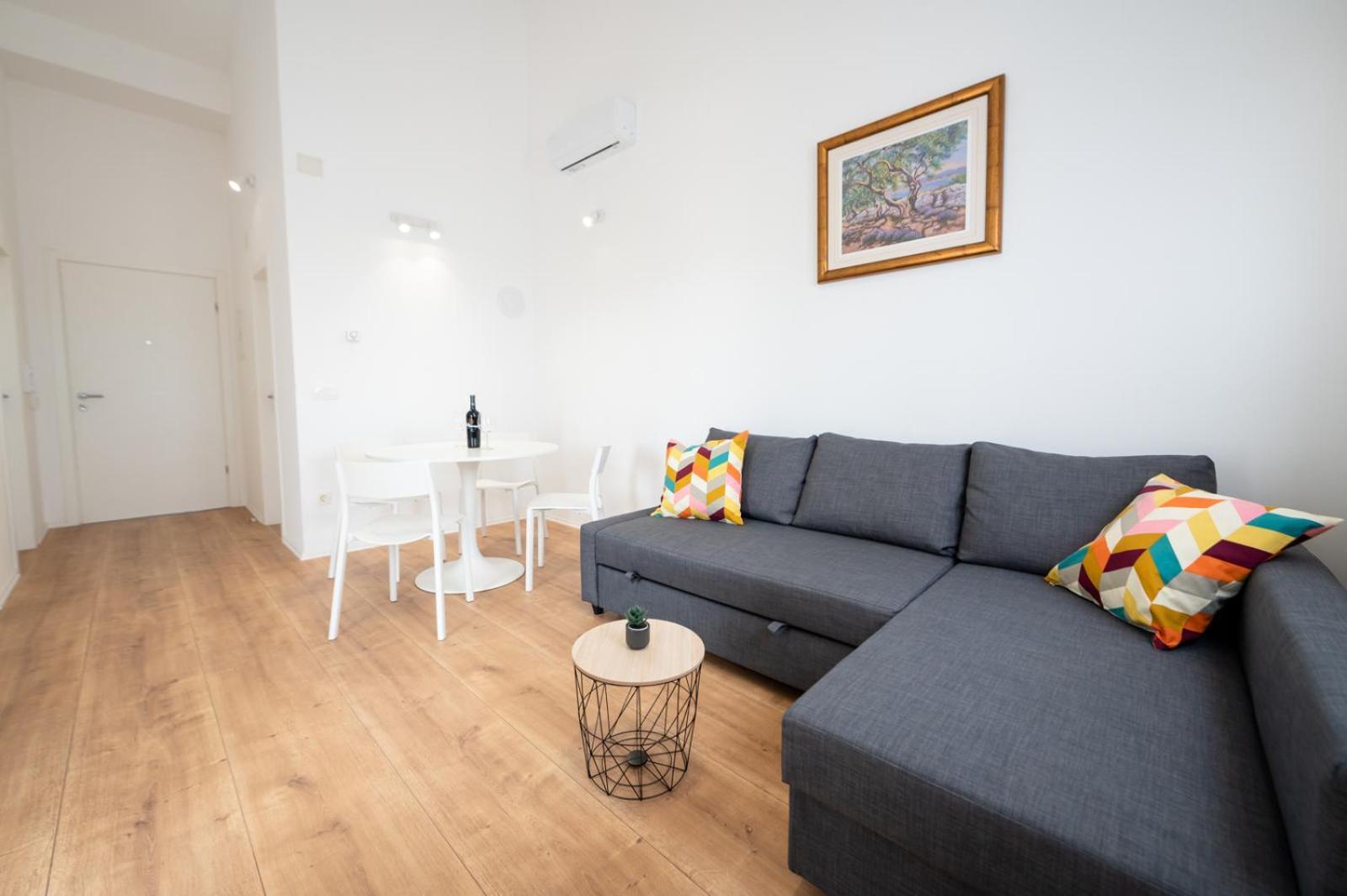 Apartments Piskulic ブロダリツァ エクステリア 写真