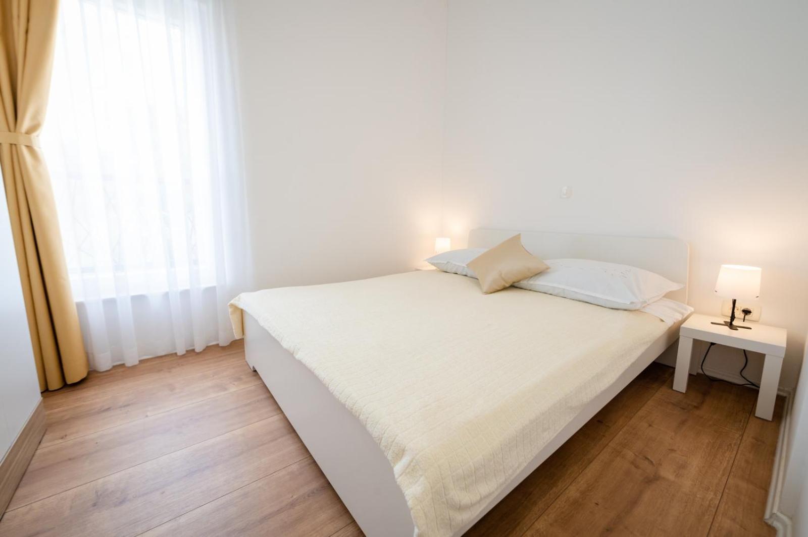 Apartments Piskulic ブロダリツァ エクステリア 写真