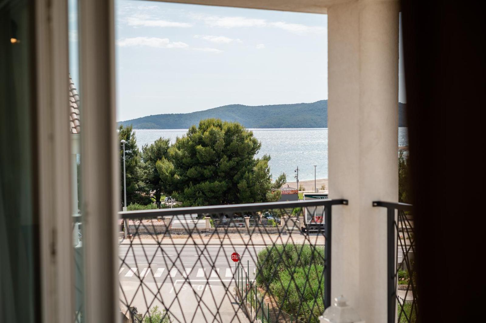 Apartments Piskulic ブロダリツァ エクステリア 写真