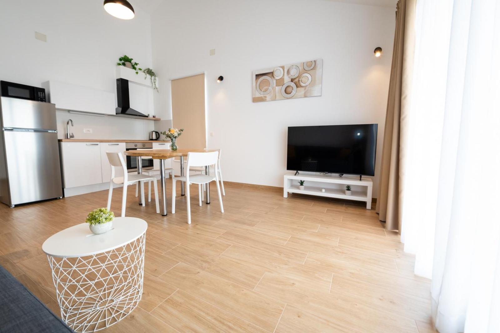 Apartments Piskulic ブロダリツァ エクステリア 写真